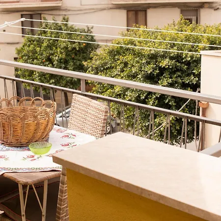 Lägenhet Rosy Con Terrazzo
