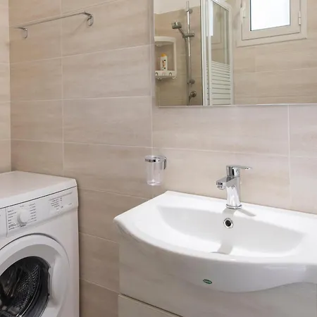 Lägenhet Rosy Con Terrazzo *